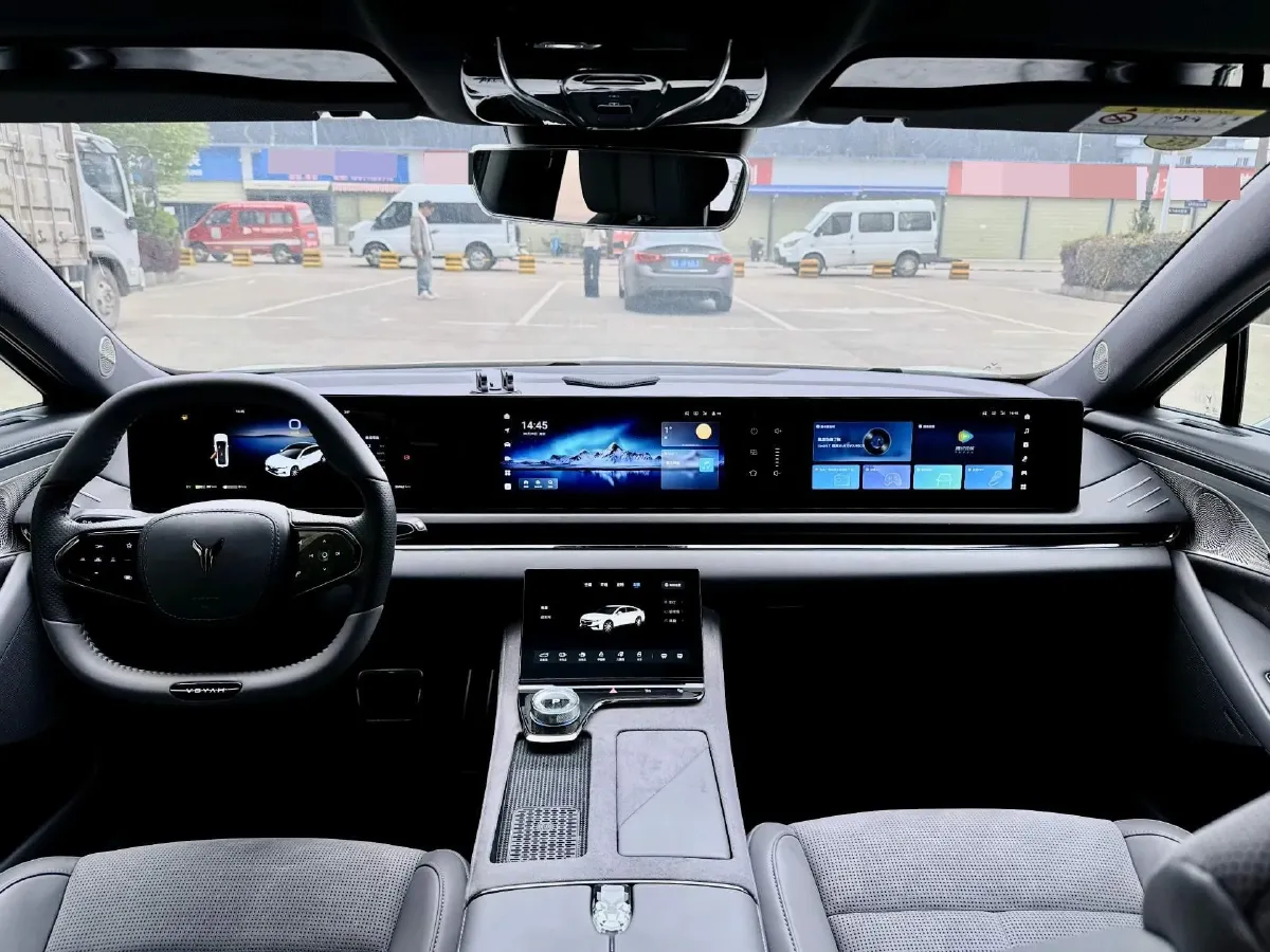 2024 Voyah ZhuiGuang 1.5T 136HP L4 PHEV 43KWH,autocango,china used car exporter,china ev exporter,chinese used car exporter,chinese used ev exporter