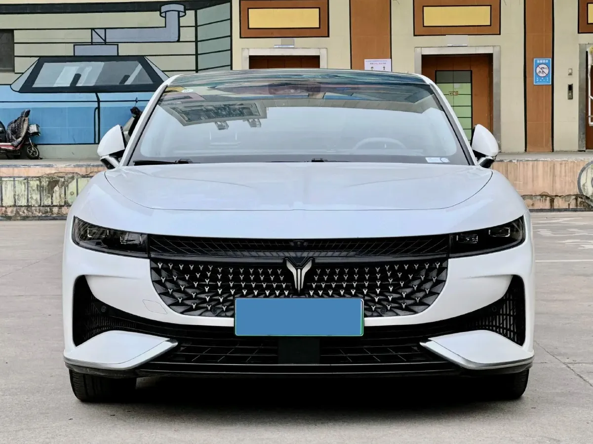 2024 Voyah ZhuiGuang 1.5T 136HP L4 PHEV 43KWH,autocango,china used car exporter,china ev exporter,chinese used car exporter,chinese used ev exporter