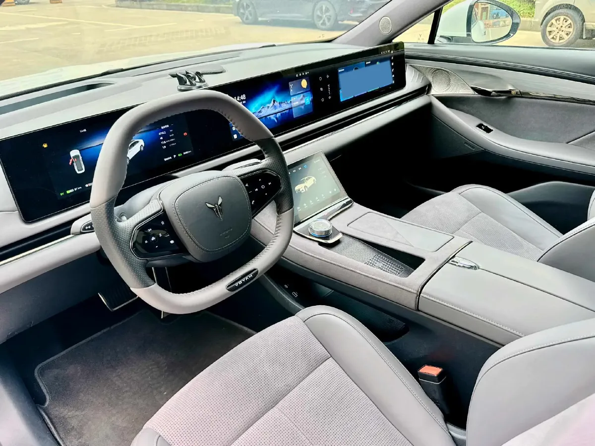 2024 Voyah ZhuiGuang 1.5T 136HP L4 PHEV 43KWH,autocango,china used car exporter,china ev exporter,chinese used car exporter,chinese used ev exporter