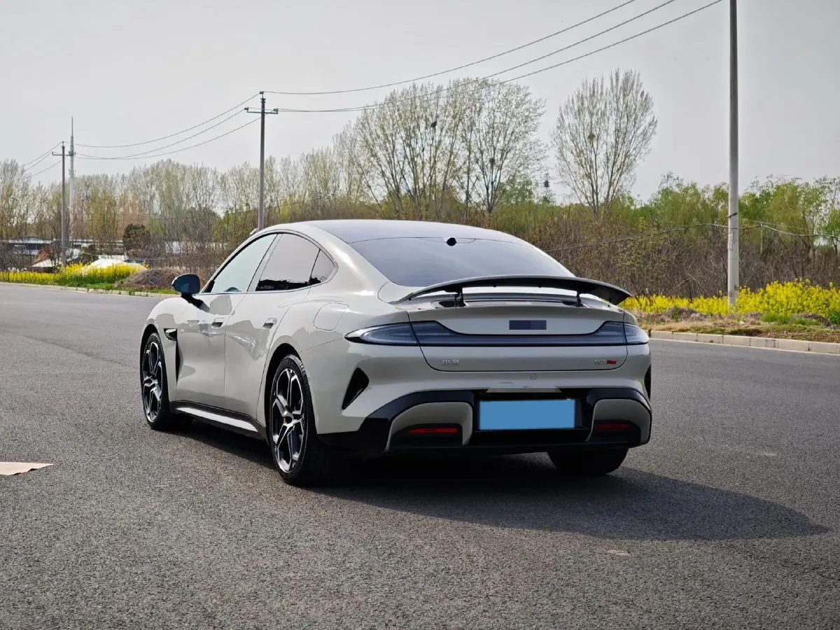 2024 MI SU7 BEV 101KWH,autocango,china used car exporter,china ev exporter,chinese used car exporter,chinese used ev exporter