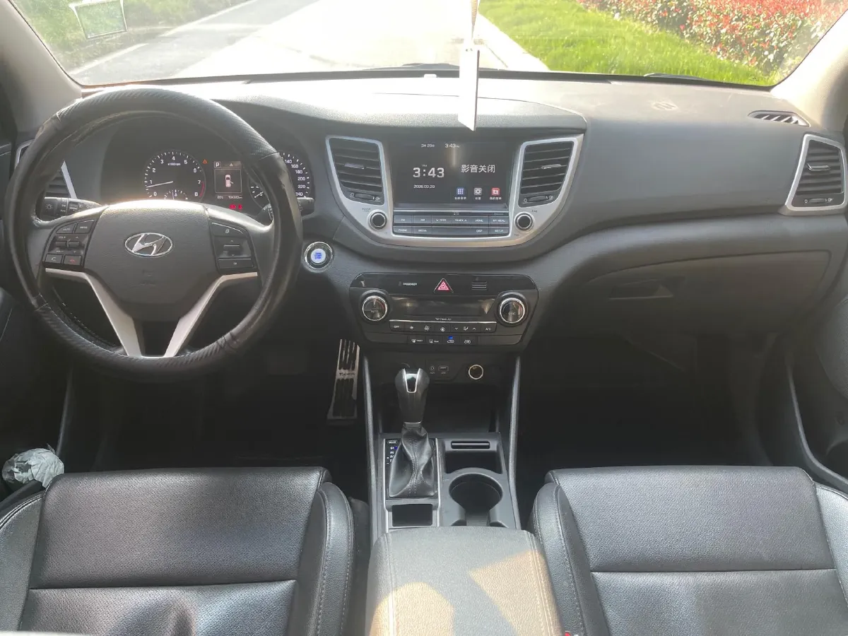 2018 Hyundai Tucson 1.6T 177HP L4 7DCT,autocango,china used car exporter,china ev exporter,chinese used car exporter,chinese used ev exporter