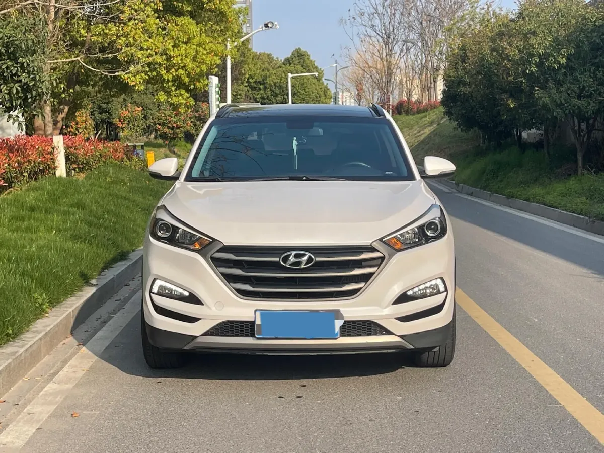 2018 Hyundai Tucson 1.6T 177HP L4 7DCT,autocango,china used car exporter,china ev exporter,chinese used car exporter,chinese used ev exporter