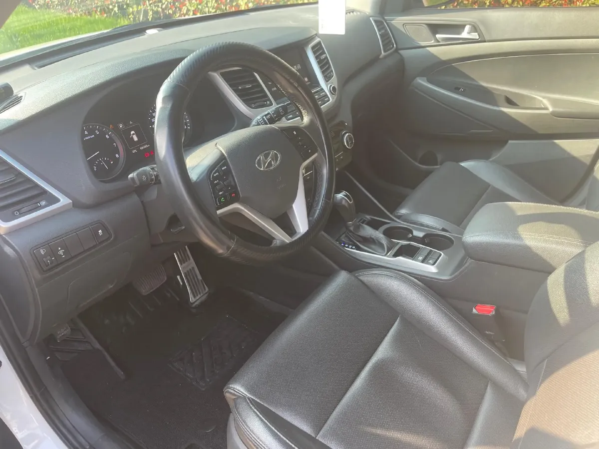 2018 Hyundai Tucson 1.6T 177HP L4 7DCT,autocango,china used car exporter,china ev exporter,chinese used car exporter,chinese used ev exporter