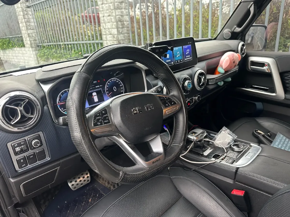 2023 Beijing BJ40 2.0T 163HP L4 8AT,autocango,china used car exporter,china ev exporter,chinese used car exporter,chinese used ev exporter