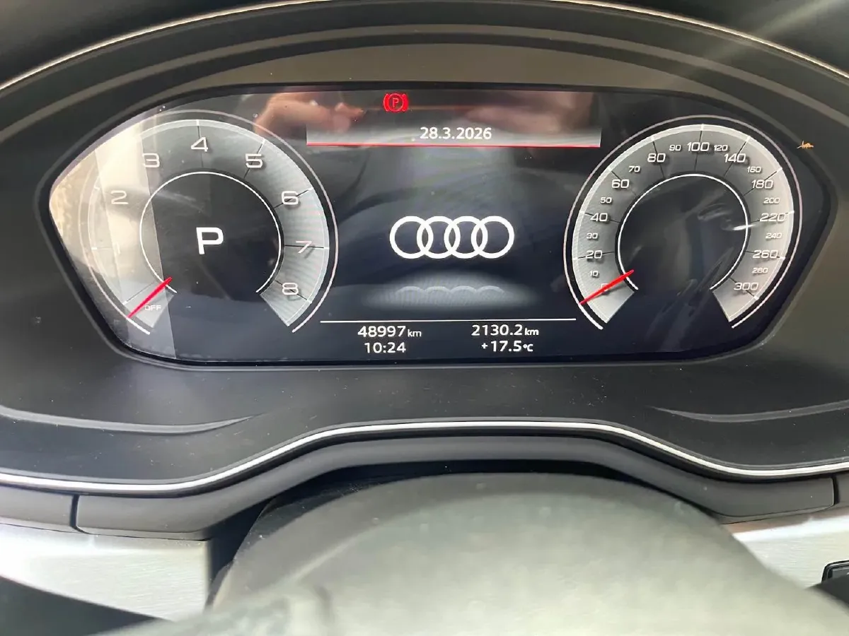 2024 Audi A4L 2.0T 190HP L4 7DCT,autocango,china used car exporter,china ev exporter,chinese used car exporter,chinese used ev exporter