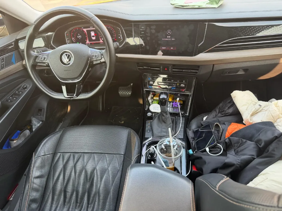 2021 Volkswagen Passat 2.0T 186HP L4 7DCT,autocango,china used car exporter,china ev exporter,chinese used car exporter,chinese used ev exporter