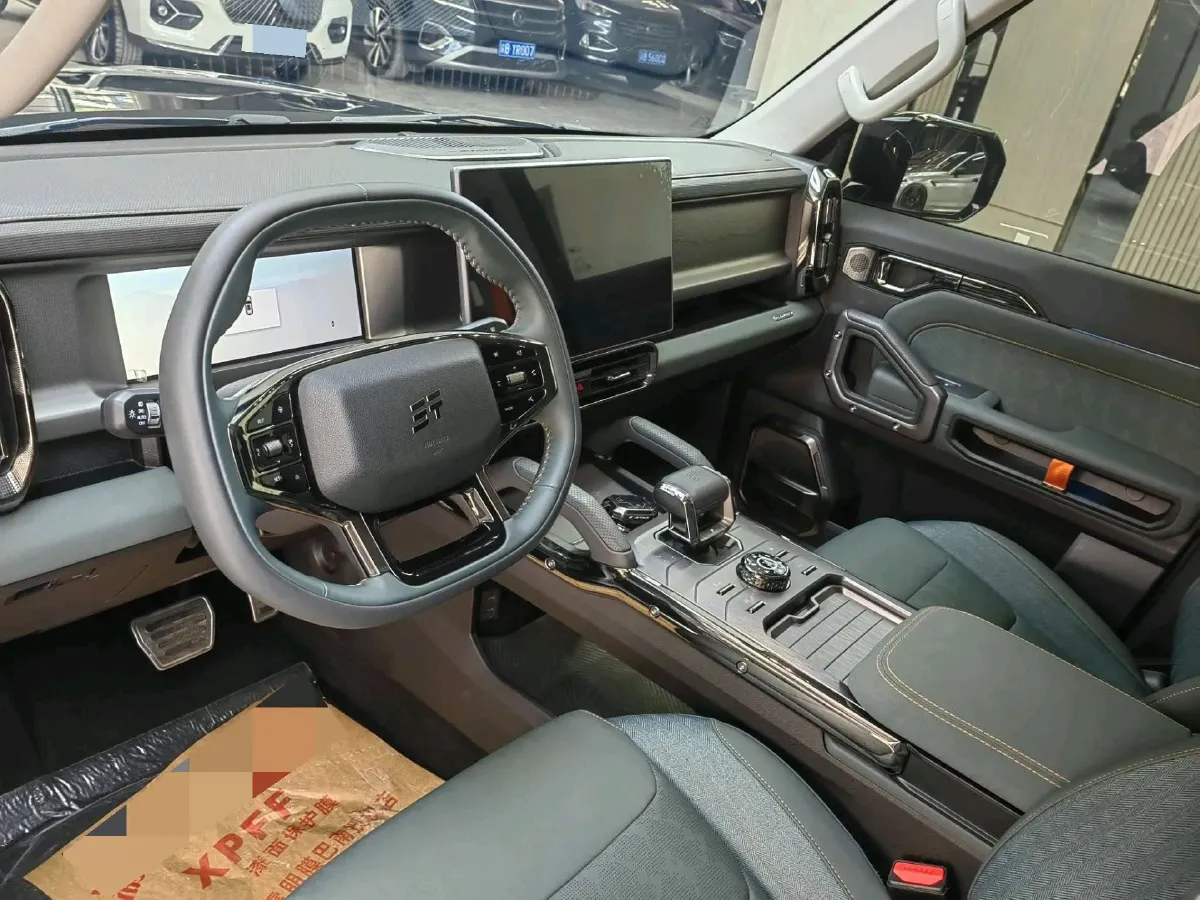 2023 Jetour Traveller 2.0T 254HP L4 7DCT,autocango,china used car exporter,china ev exporter,chinese used car exporter,chinese used ev exporter