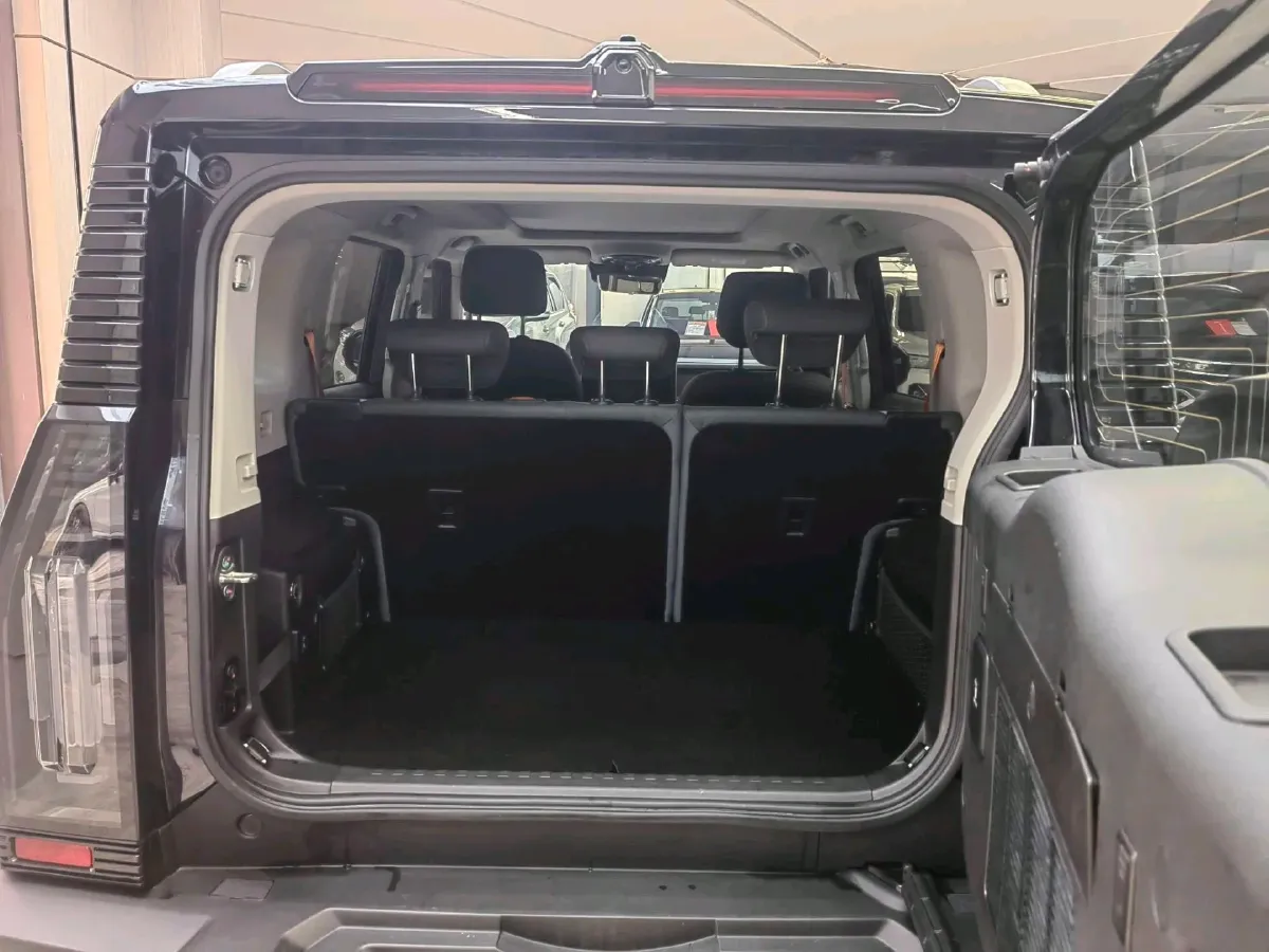 2023 Jetour Traveller 2.0T 254HP L4 7DCT,autocango,china used car exporter,china ev exporter,chinese used car exporter,chinese used ev exporter