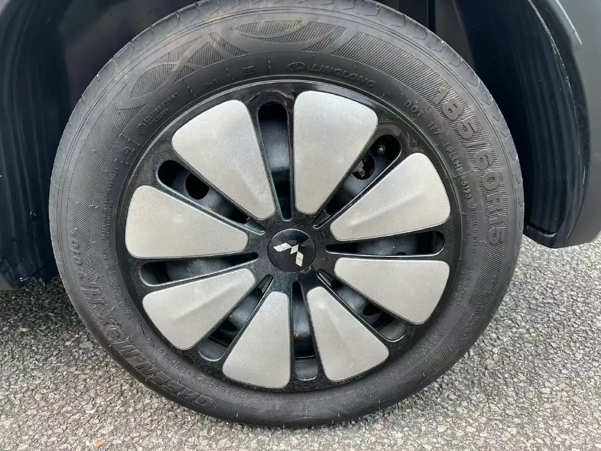 2023 WuLing BinGuo BEV 37.9KWH,autocango,china used car exporter,china ev exporter,chinese used car exporter,chinese used ev exporter