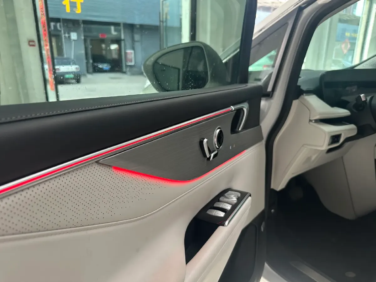 2024 Buick GL8 1.5T 180HP L4 2DHT PHEV 24.4KWH,autocango,china used car exporter,china ev exporter,chinese used car exporter,chinese used ev exporter