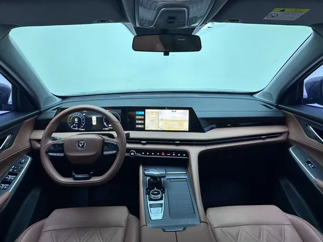 2023 ChangAn CS75 Plus 1.5T 188HP L4 8AT,autocango,china used car exporter,china ev exporter,chinese used car exporter,chinese used ev exporter