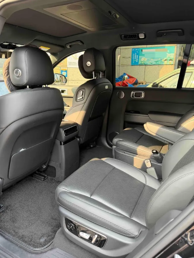 2024 Li L9 Range Extended 154HP REEV 52.3KWH,autocango,china used car exporter,china ev exporter,chinese used car exporter,chinese used ev exporter