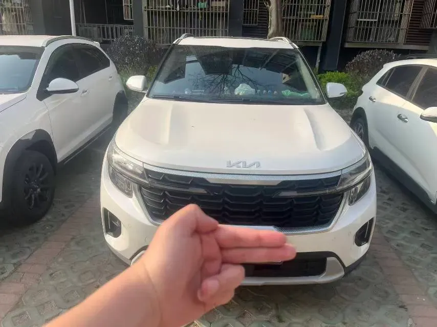 2023 Kia Seltos 1.5L 115HP L4 CVT,autocango,china used car exporter,china ev exporter,chinese used car exporter,chinese used ev exporter
