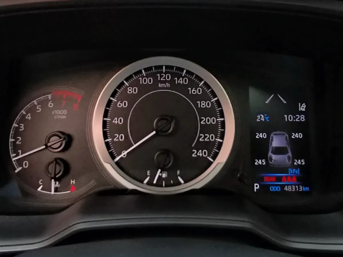 2021 Toyota Corolla 1.2T 116HP L4 CVT,autocango,china used car exporter,china ev exporter,chinese used car exporter,chinese used ev exporter