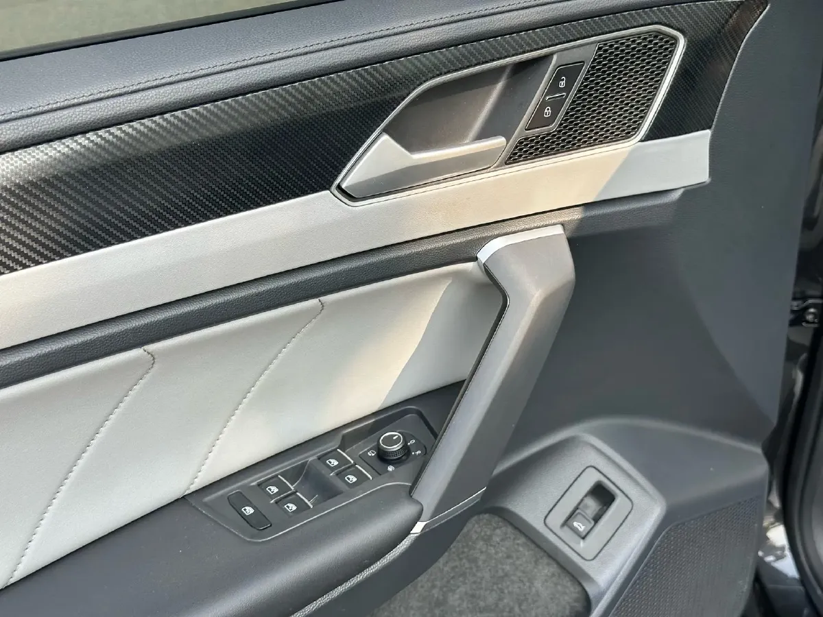 2023 Volkswagen Tayron 1.4T 150HP L4 7DCT,autocango,china used car exporter,china ev exporter,chinese used car exporter,chinese used ev exporter