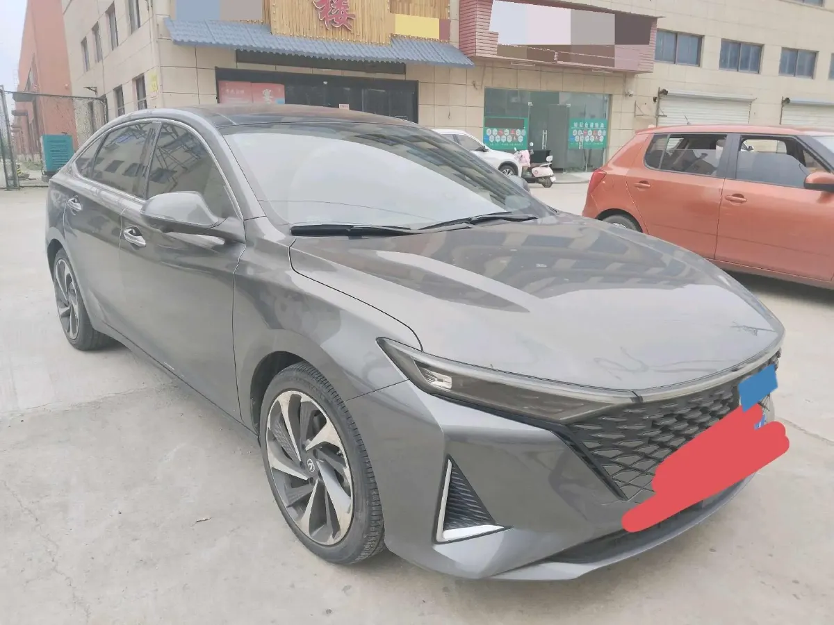 2023 ChangAn Raeton Plus 1.5T 188HP L4 7DCT,autocango,china used car exporter,china ev exporter,chinese used car exporter,chinese used ev exporter