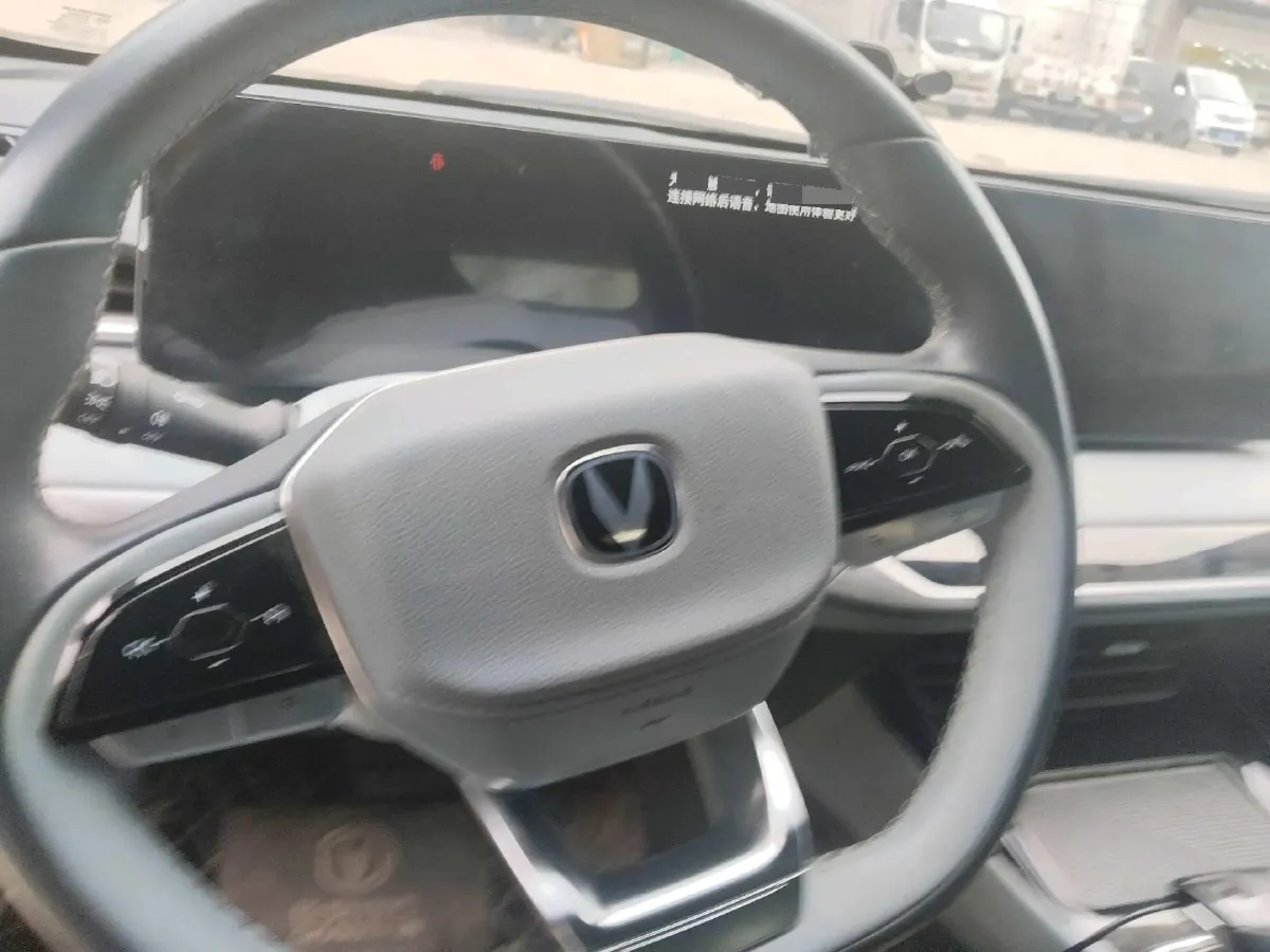 2023 ChangAn Raeton Plus 1.5T 188HP L4 7DCT,autocango,china used car exporter,china ev exporter,chinese used car exporter,chinese used ev exporter