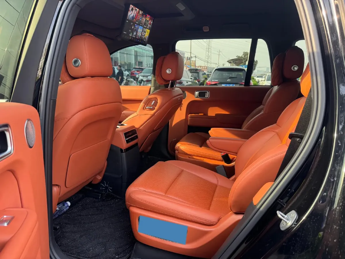 2023 Li L9 Range Extended 154HP REEV 42.6KWH,autocango,china used car exporter,china ev exporter,chinese used car exporter,chinese used ev exporter