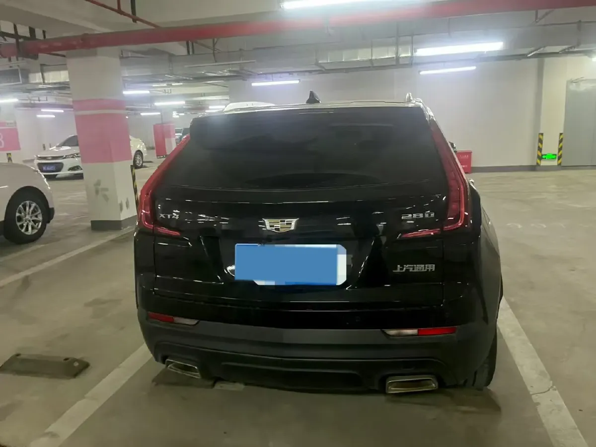 2021 Cadillac XT4 2.0T 237HP L4 9AT,autocango,china used car exporter,china ev exporter,chinese used car exporter,chinese used ev exporter