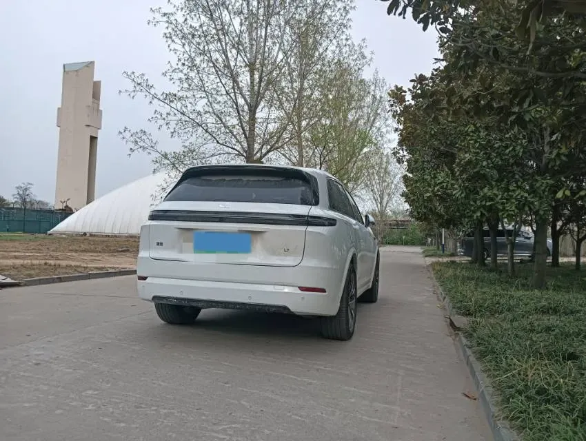 2025 Li L7 Range Extended 154HP REEV,autocango,china used car exporter,china ev exporter,chinese used car exporter,chinese used ev exporter