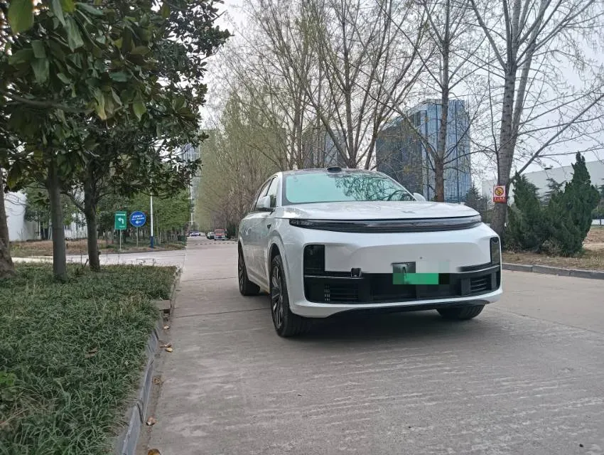 2025 Li L7 Range Extended 154HP REEV,autocango,china used car exporter,china ev exporter,chinese used car exporter,chinese used ev exporter