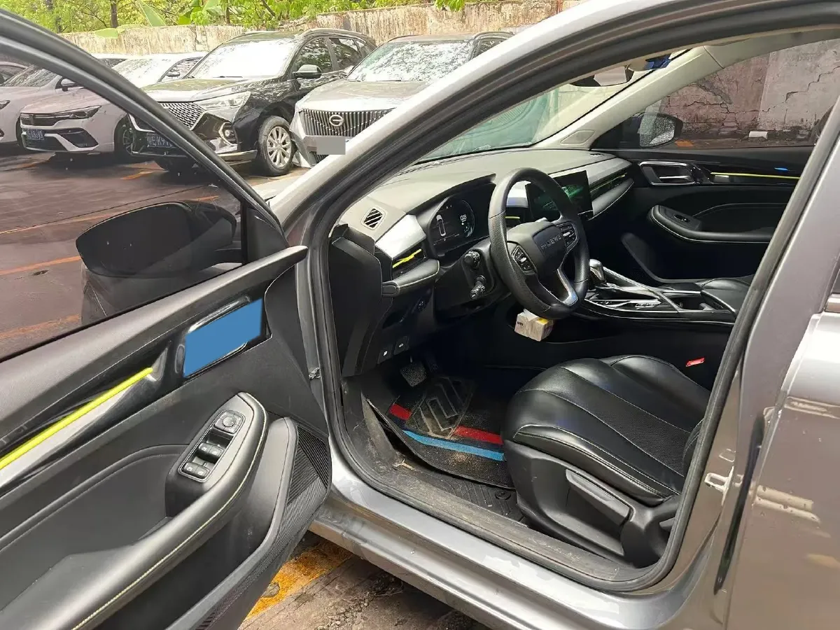 2021 Roewe i5 1.5L 120HP L4 CVT,autocango,china used car exporter,china ev exporter,chinese used car exporter,chinese used ev exporter