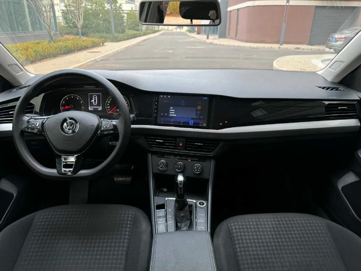 2019 Bestune T77 1.2T 143HP L4 7DCT,autocango,china used car exporter,china ev exporter,chinese used car exporter,chinese used ev exporter