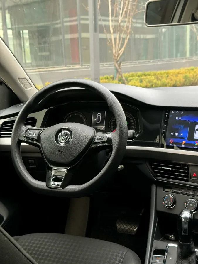 2019 Bestune T77 1.2T 143HP L4 7DCT,autocango,china used car exporter,china ev exporter,chinese used car exporter,chinese used ev exporter