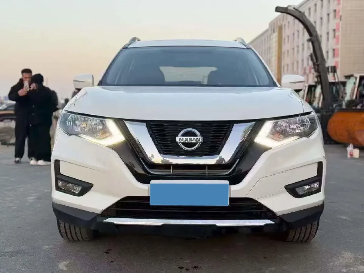 2019 Nissan X-Trail 2.5L 186HP L4 CVT,autocango,china used car exporter,china ev exporter,chinese used car exporter,chinese used ev exporter