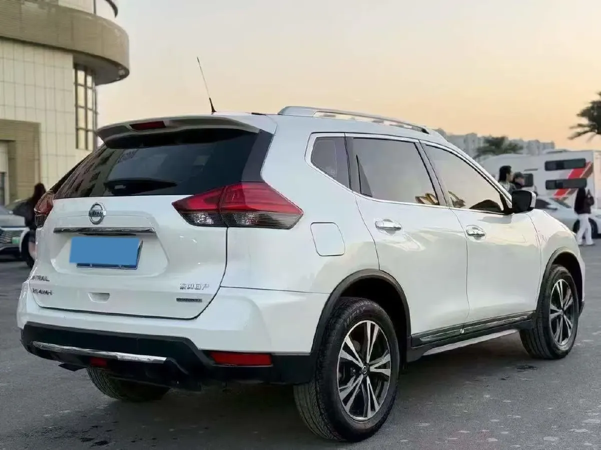 2019 Nissan X-Trail 2.5L 186HP L4 CVT,autocango,china used car exporter,china ev exporter,chinese used car exporter,chinese used ev exporter