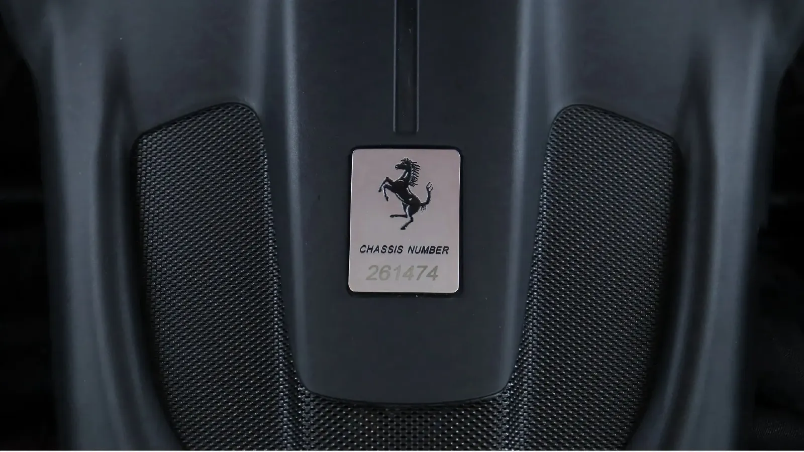 2020 Ferrari Roma 3.9T 620HP V8 8DCT,autocango,china used car exporter,china ev exporter,chinese used car exporter,chinese used ev exporter