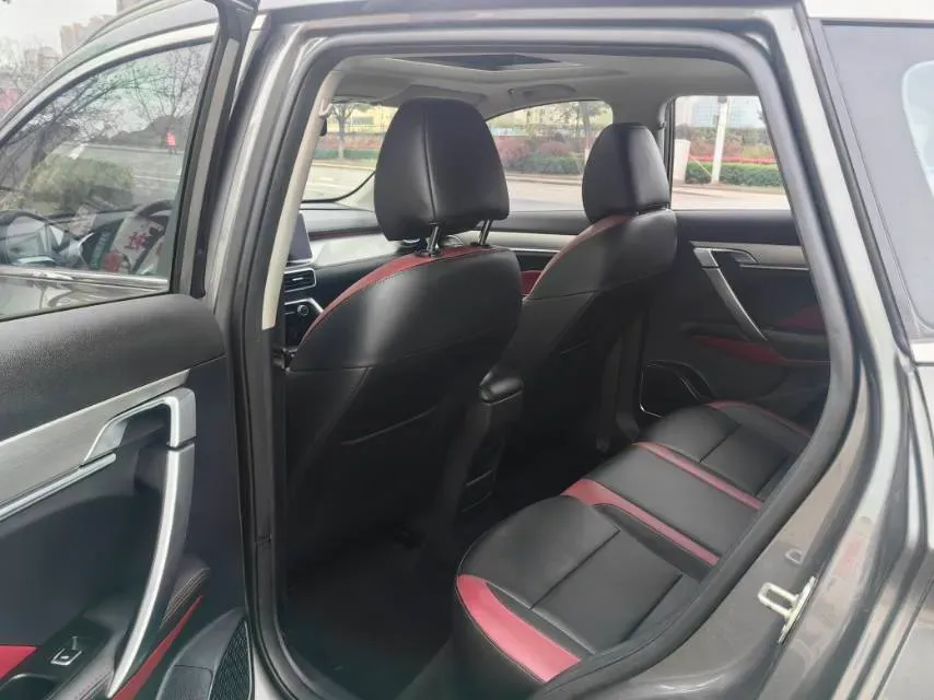 2021 Geely Coolray 1.4T 141HP L4 6DCT,autocango,china used car exporter,china ev exporter,chinese used car exporter,chinese used ev exporter