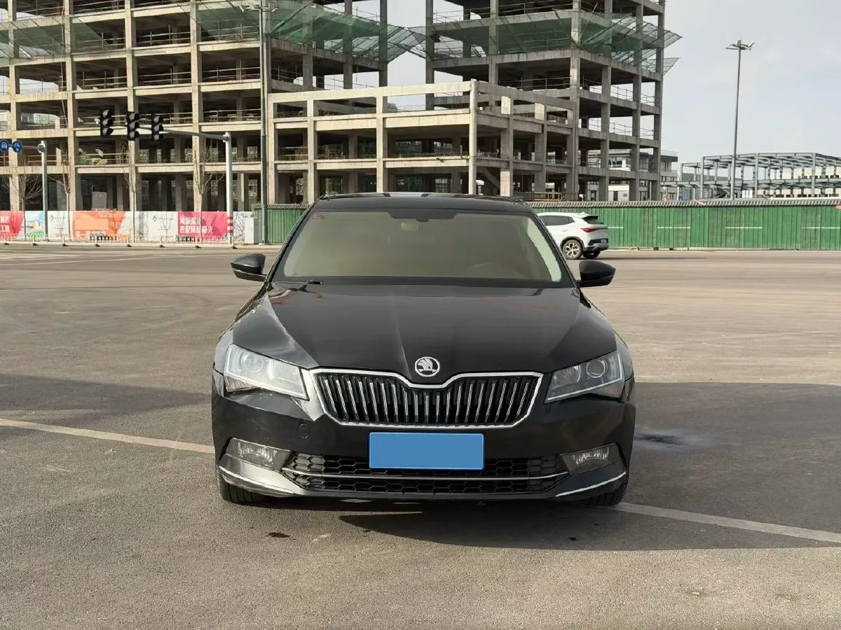 2018 Nissan Terra 2.5L 184HP L4 7AT,autocango,china used car exporter,china ev exporter,chinese used car exporter,chinese used ev exporter