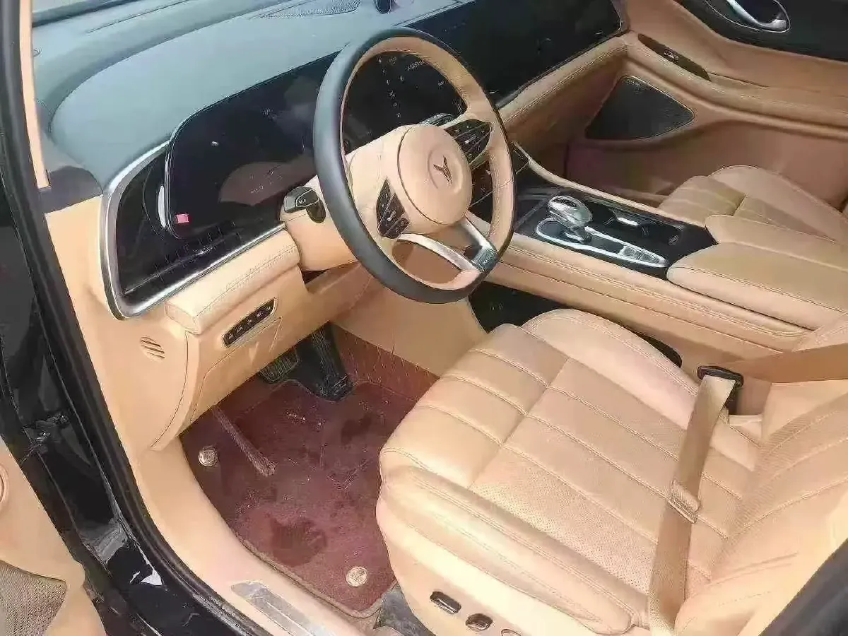 2024 Voyah Dream 1.5T 150HP L4 PHEV 43KWH,autocango,china used car exporter,china ev exporter,chinese used car exporter,chinese used ev exporter