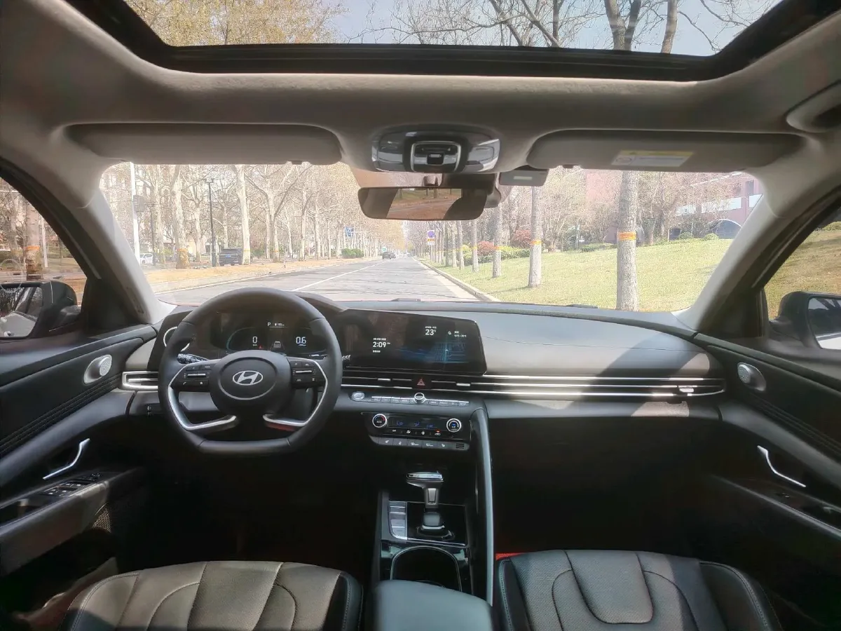 2023 Hyundai Elantra 1.5L 115HP L4 CVT,autocango,china used car exporter,china ev exporter,chinese used car exporter,chinese used ev exporter