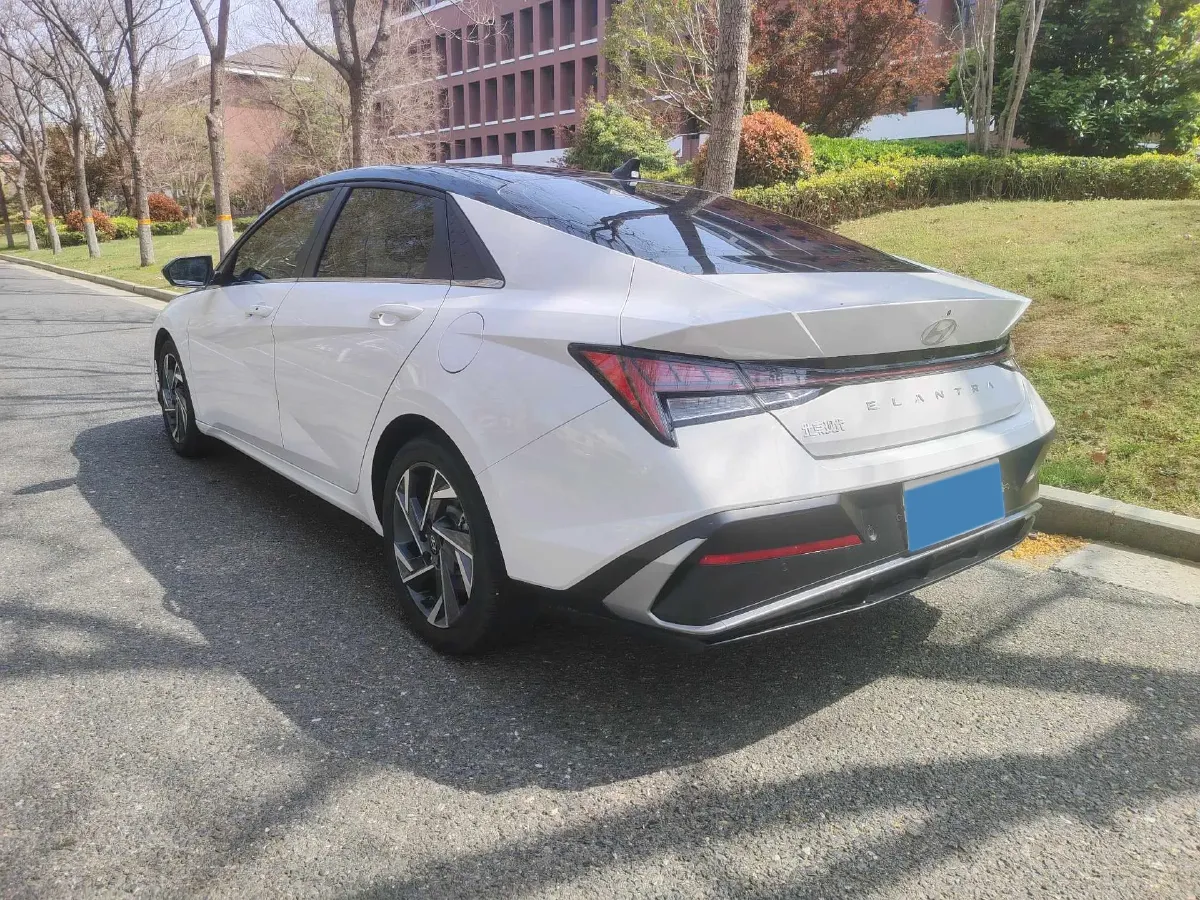 2023 Hyundai Elantra 1.5L 115HP L4 CVT,autocango,china used car exporter,china ev exporter,chinese used car exporter,chinese used ev exporter