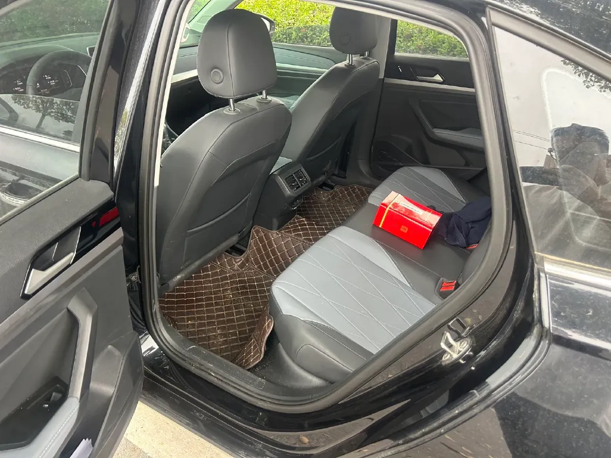 2024 Volkswagen Lavida 1.5L 110HP L4 6AT,autocango,china used car exporter,china ev exporter,chinese used car exporter,chinese used ev exporter