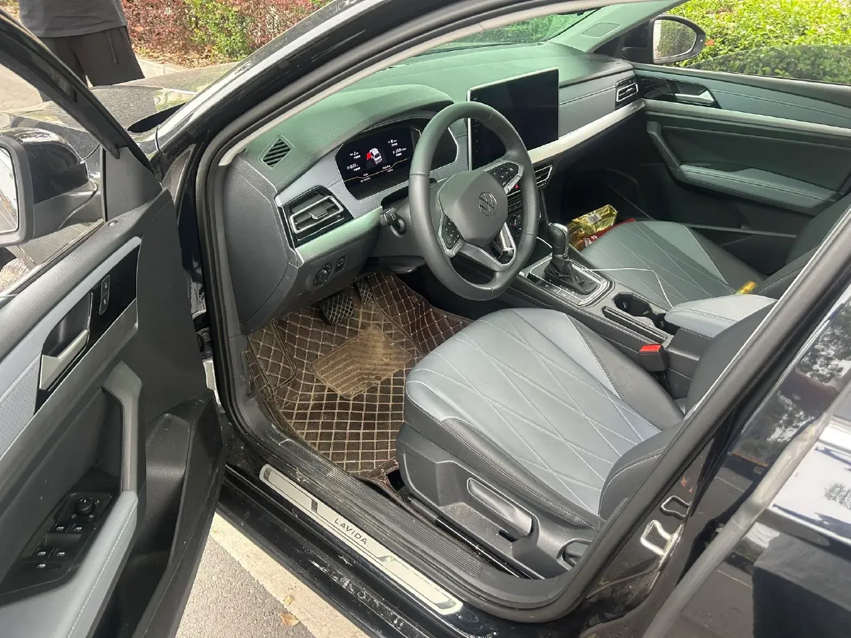 2024 Volkswagen Lavida 1.5L 110HP L4 6AT,autocango,china used car exporter,china ev exporter,chinese used car exporter,chinese used ev exporter