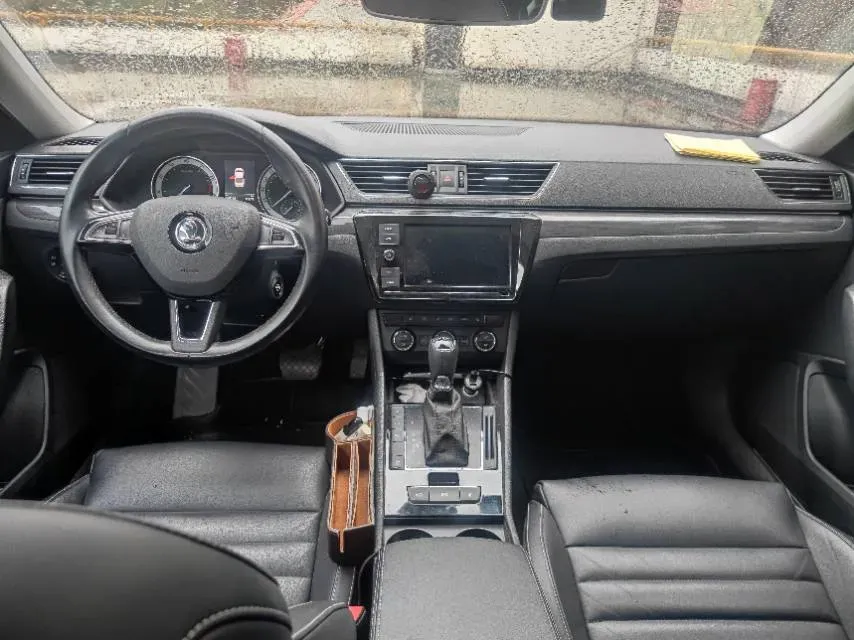 2018 Skoda Kodiak 1.8T 180HP L4 7DCT,autocango,china used car exporter,china ev exporter,chinese used car exporter,chinese used ev exporter