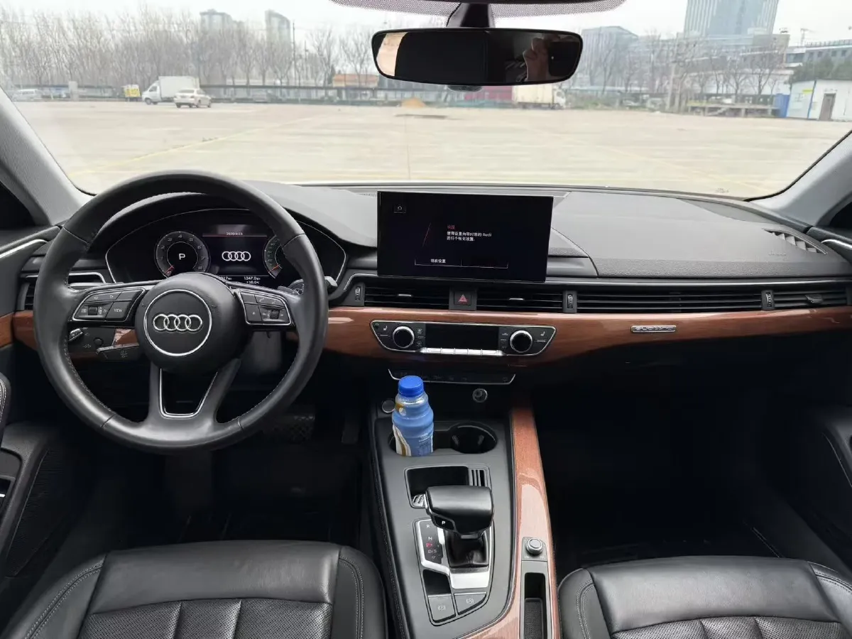 2020 Audi A4L 2.0T 190HP L4 7DCT,autocango,china used car exporter,china ev exporter,chinese used car exporter,chinese used ev exporter