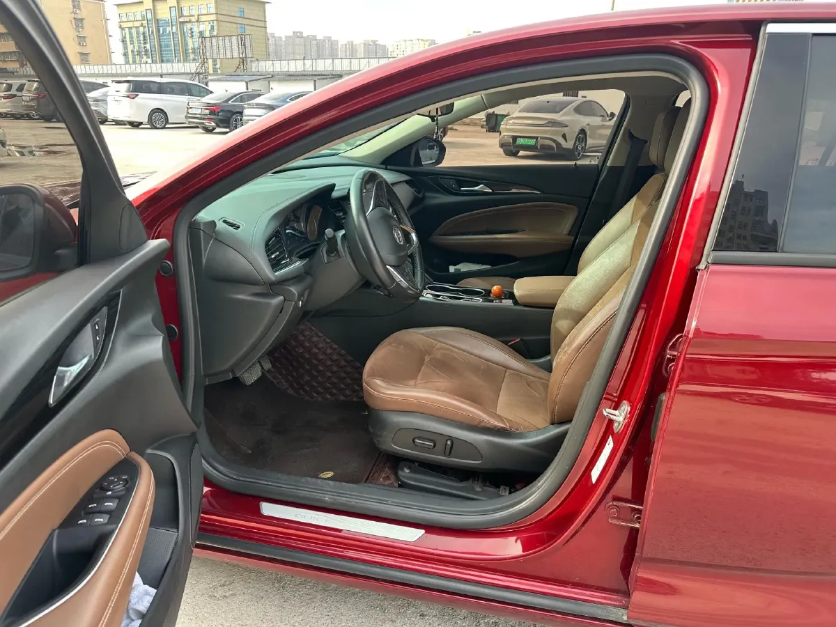 2020 Buick Regal 1.5T 169HP L4 9AT,autocango,china used car exporter,china ev exporter,chinese used car exporter,chinese used ev exporter