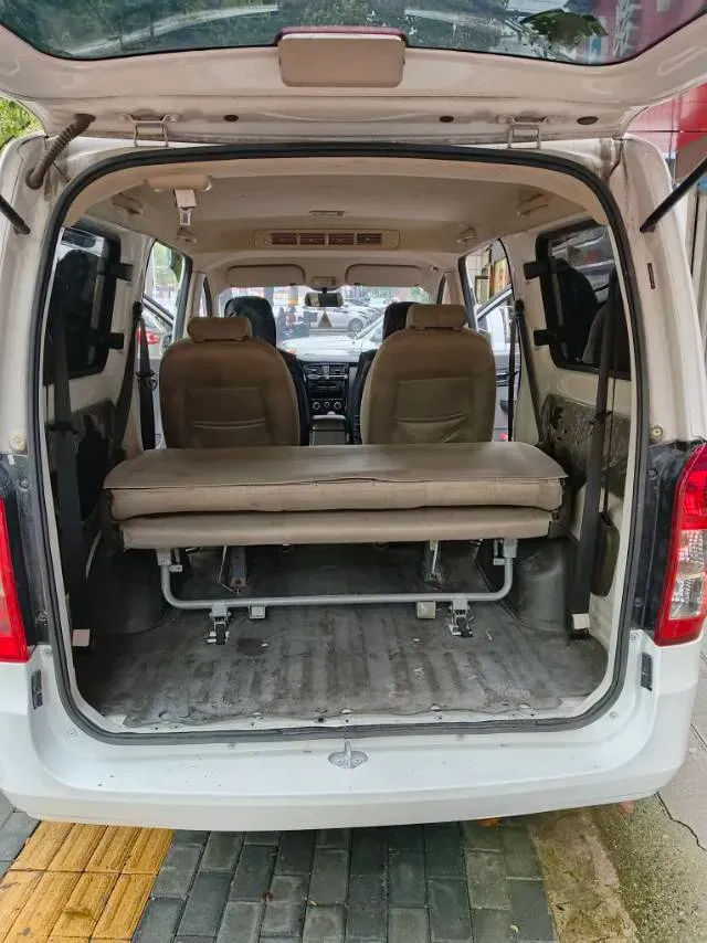 2016 WuLing RongGuang V 1.5L 112HP L4 5MT,autocango,china used car exporter,china ev exporter,chinese used car exporter,chinese used ev exporter