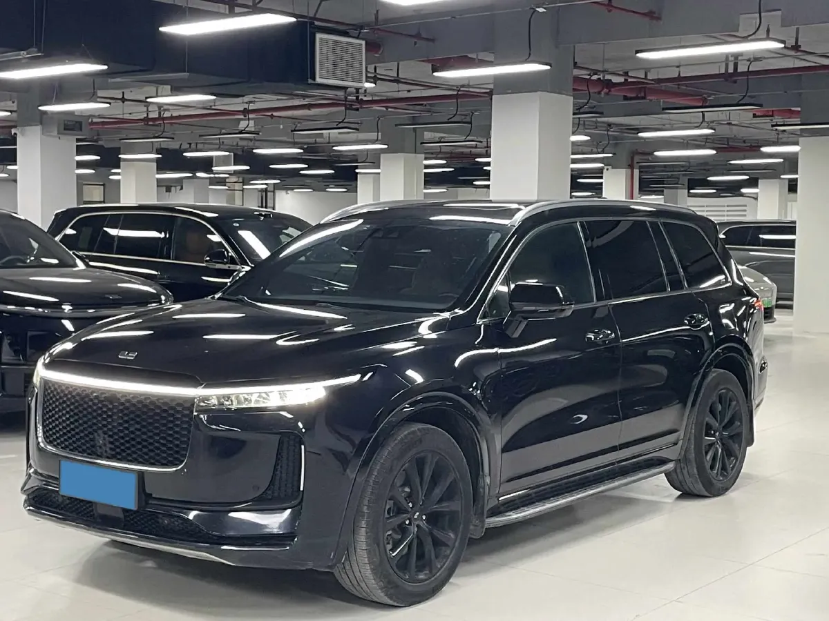 2020 Li ONE Range Extended 131HP REEV 40.5KWH,autocango,china used car exporter,china ev exporter,chinese used car exporter,chinese used ev exporter