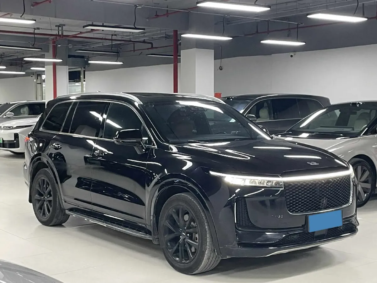 2020 Li ONE Range Extended 131HP REEV 40.5KWH,autocango,china used car exporter,china ev exporter,chinese used car exporter,chinese used ev exporter