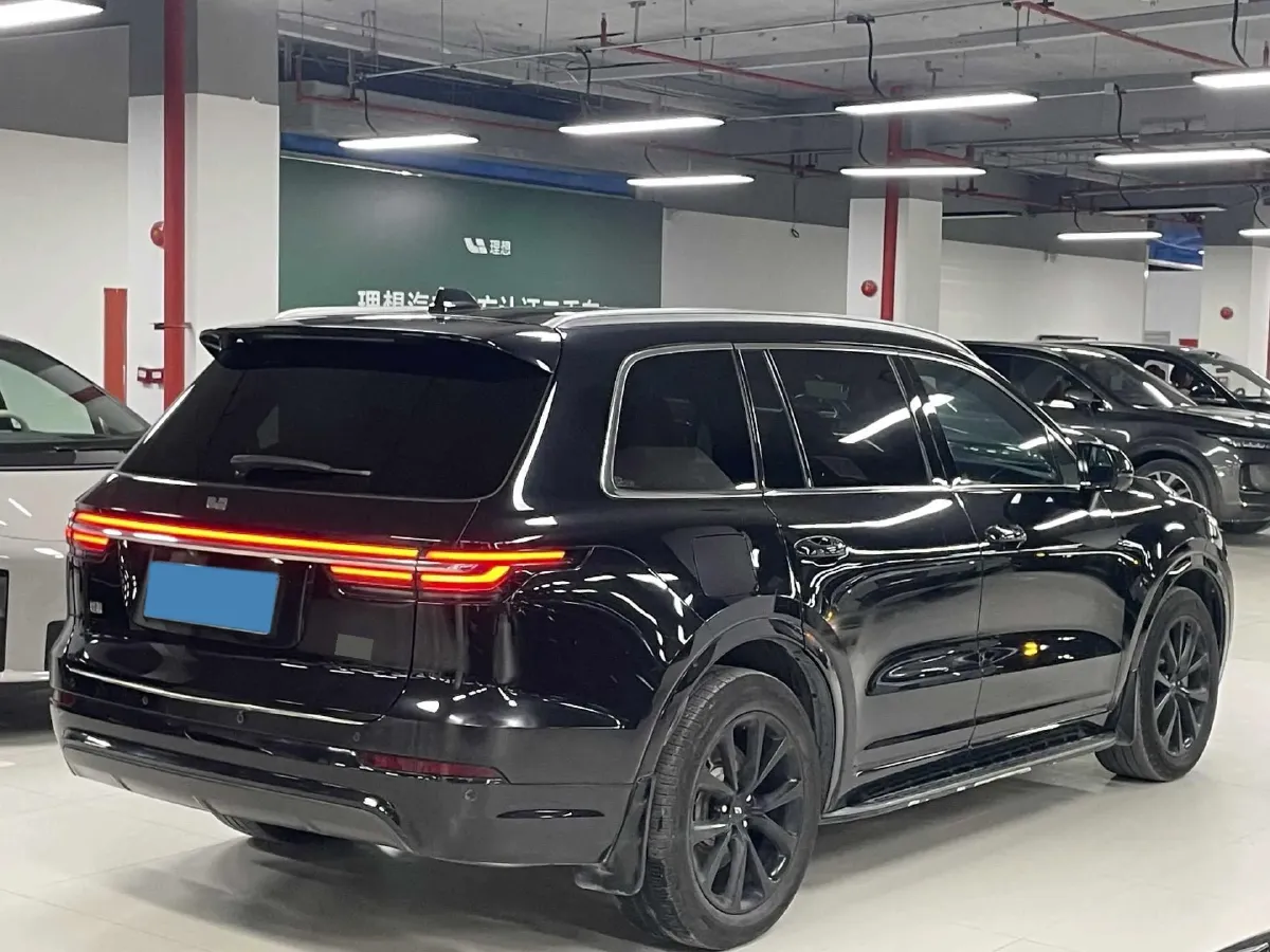 2020 Li ONE Range Extended 131HP REEV 40.5KWH,autocango,china used car exporter,china ev exporter,chinese used car exporter,chinese used ev exporter