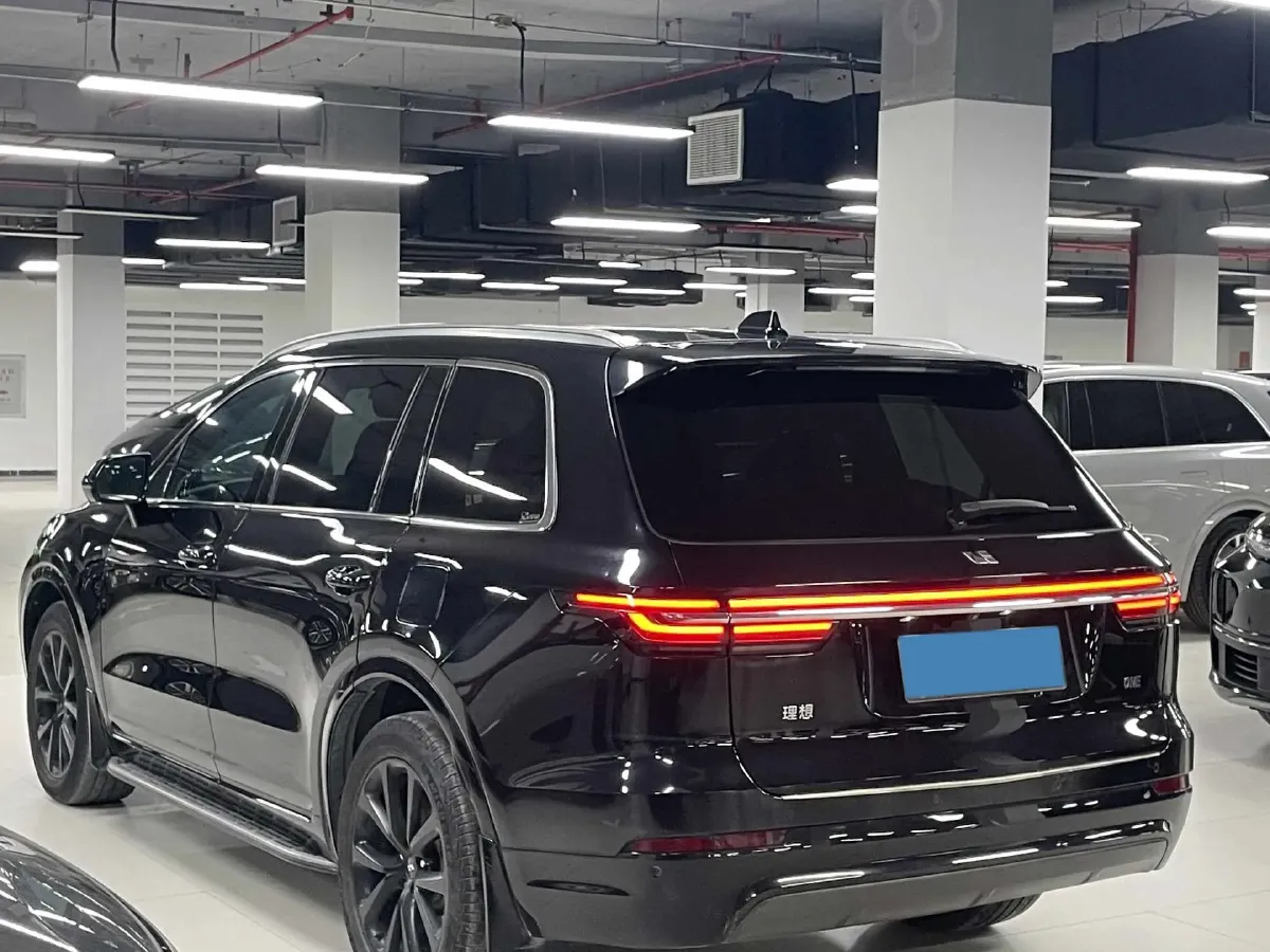 2020 Li ONE Range Extended 131HP REEV 40.5KWH,autocango,china used car exporter,china ev exporter,chinese used car exporter,chinese used ev exporter