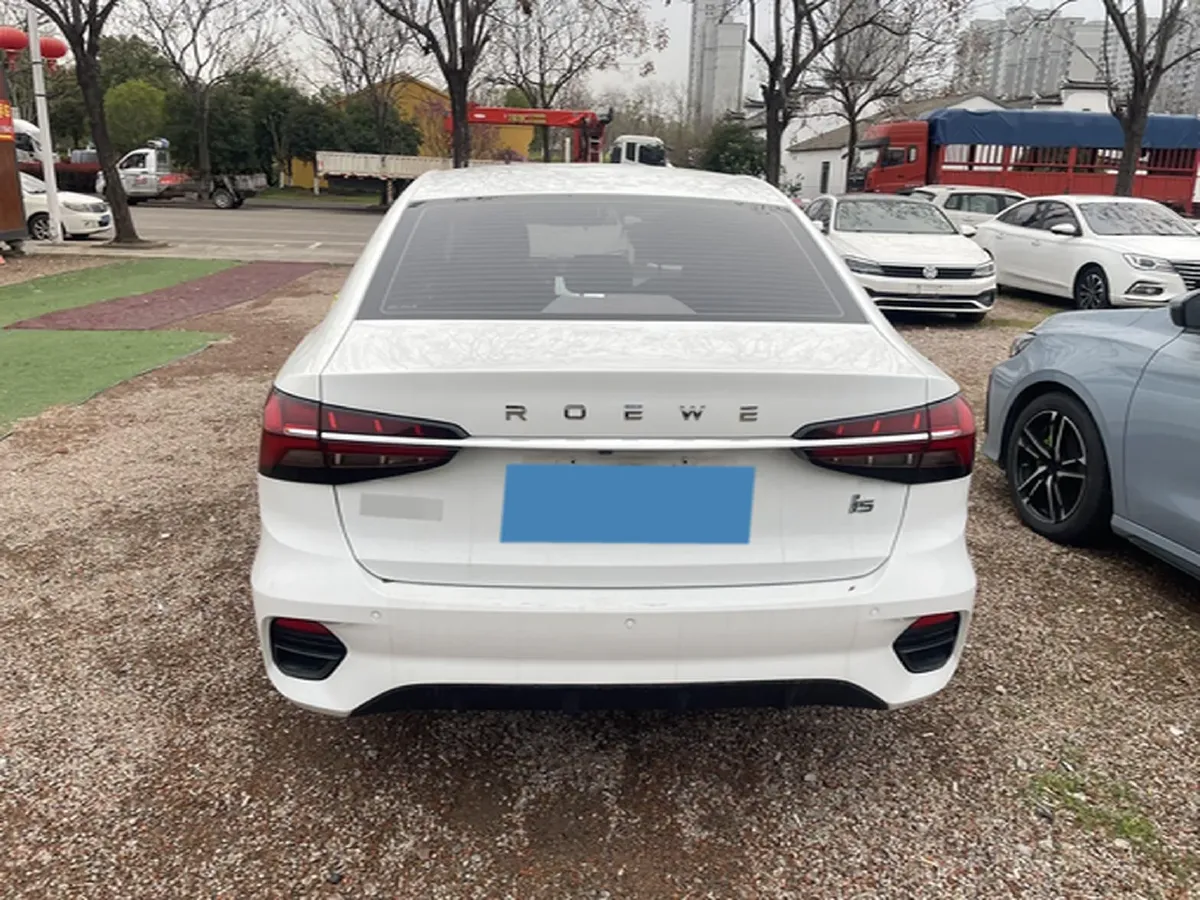 2021 Roewe i5 1.5L 120HP L4 CVT,autocango,china used car exporter,china ev exporter,chinese used car exporter,chinese used ev exporter