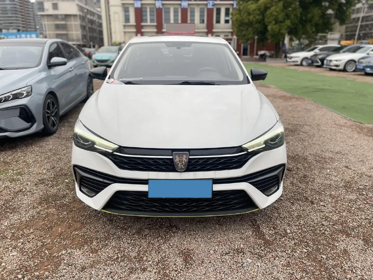 2021 Roewe i5 1.5L 120HP L4 CVT,autocango,china used car exporter,china ev exporter,chinese used car exporter,chinese used ev exporter