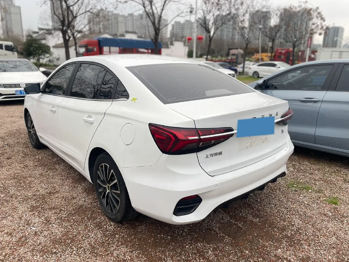 2021 Roewe i5 1.5L 120HP L4 CVT,autocango,china used car exporter,china ev exporter,chinese used car exporter,chinese used ev exporter