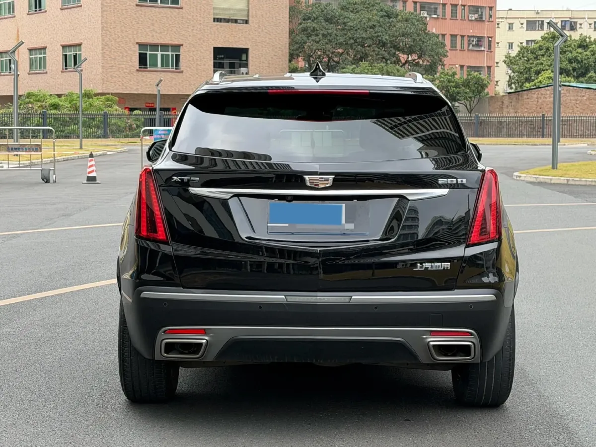 2022 Cadillac XT5 2.0T 237HP L4 9AT,autocango,china used car exporter,china ev exporter,chinese used car exporter,chinese used ev exporter